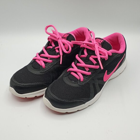 Nike Core Motion TR2 Women’s Running Training Shoes Size 6.5 - Picture 1 of 16